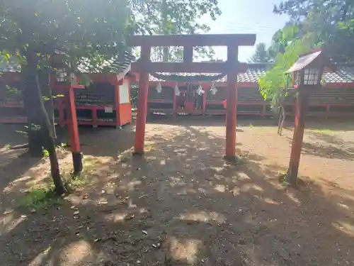 冠稲荷神社の鳥居