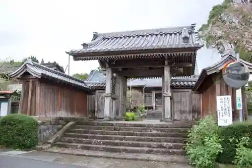 大心寺の山門