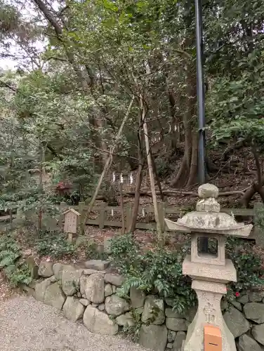 枚岡神社の{uncategorized: "未分類", other: "その他", undefined: "問題あり", building: "その他建物", grave: "お墓", sacred_gate: "鳥居", guardian: "狛犬", statue: "像", buddha: "仏像", history: "歴史", nature: "自然", garden: "庭園", animal: "動物", pagoda: "塔", temizu: "手水舎", mountain_gate: "山門・神門", sanctuary: "本殿・本堂", subordinate: "末社・摂社", art: "芸術", scenery: "景色", jizo: "地蔵", ema: "絵馬", goshuin: "御朱印", omikuji: "おみくじ", items: "授与品その他", amulet: "お守り", goshuincho: "御朱印帳", eats: "食事", festival: "お祭り", votive_dance: "神楽", shichigosan: "七五三参", wedding: "結婚式", experience: "体験その他", initially: "初詣", around: "周辺", anti_infection: "感染症対策"}