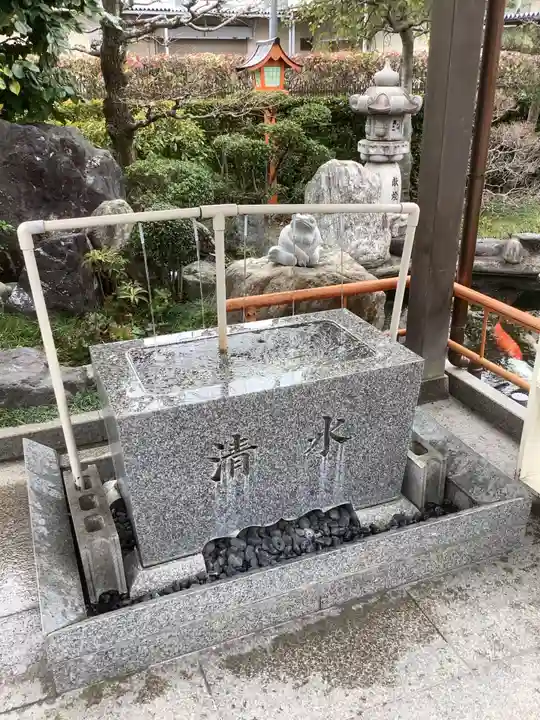 尾張猿田彦神社の手水舎