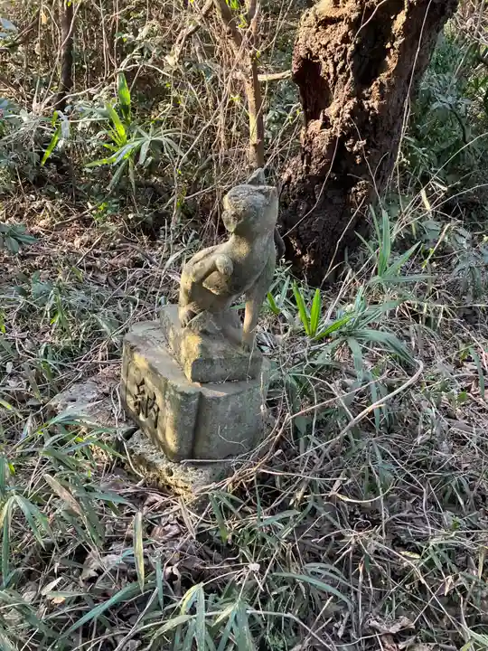 稲荷神社(蛭畑)の狛犬
