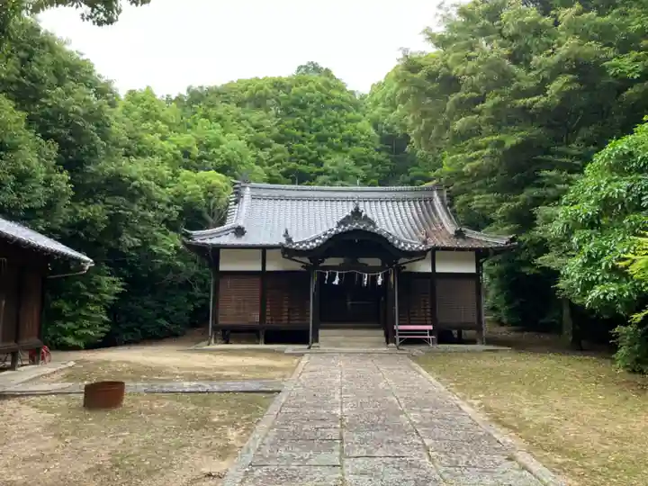 宗方八幡神社の本殿・本堂