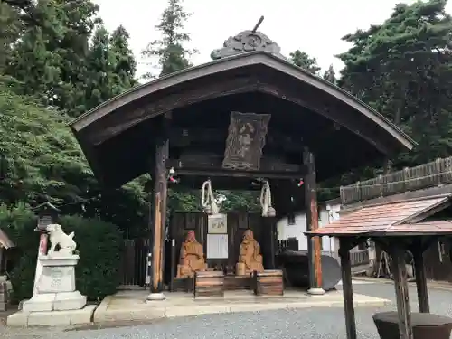 盛岡八幡宮の末社