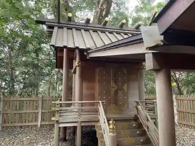 御薗神社の{uncategorized: "未分類", other: "その他", undefined: "問題あり", building: "その他建物", grave: "お墓", sacred_gate: "鳥居", guardian: "狛犬", statue: "像", buddha: "仏像", history: "歴史", nature: "自然", garden: "庭園", animal: "動物", pagoda: "塔", temizu: "手水舎", mountain_gate: "山門・神門", sanctuary: "本殿・本堂", subordinate: "末社・摂社", art: "芸術", scenery: "景色", jizo: "地蔵", ema: "絵馬", goshuin: "御朱印", omikuji: "おみくじ", items: "授与品その他", amulet: "お守り", goshuincho: "御朱印帳", eats: "食事", festival: "お祭り", votive_dance: "神楽", shichigosan: "七五三参", wedding: "結婚式", experience: "体験その他", initially: "初詣", around: "周辺", anti_infection: "感染症対策"}