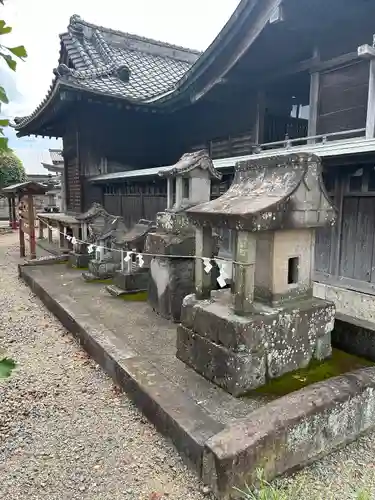 諏訪神社の末社・摂社