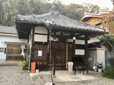 深泥池地蔵堂の本殿・本堂