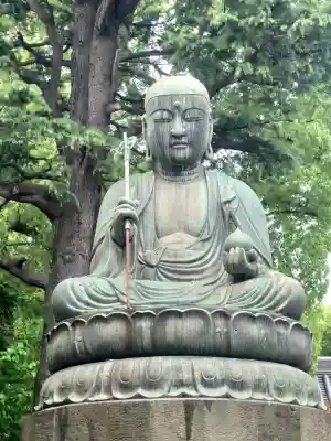 品川寺の{uncategorized: "未分類", other: "その他", undefined: "問題あり", building: "その他建物", grave: "お墓", sacred_gate: "鳥居", guardian: "狛犬", statue: "像", buddha: "仏像", history: "歴史", nature: "自然", garden: "庭園", animal: "動物", pagoda: "塔", temizu: "手水舎", mountain_gate: "山門・神門", sanctuary: "本殿・本堂", subordinate: "末社・摂社", art: "芸術", scenery: "景色", jizo: "地蔵", ema: "絵馬", goshuin: "御朱印", omikuji: "おみくじ", items: "授与品その他", amulet: "お守り", goshuincho: "御朱印帳", eats: "食事", festival: "お祭り", votive_dance: "神楽", shichigosan: "七五三参", wedding: "結婚式", experience: "体験その他", initially: "初詣", around: "周辺", anti_infection: "感染症対策"}