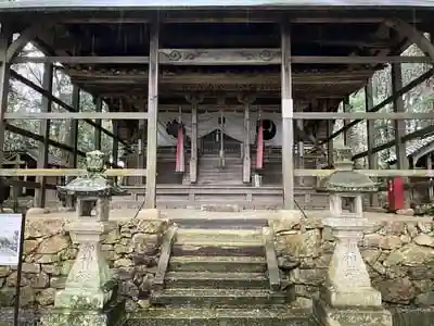 福地若王子神社の本殿