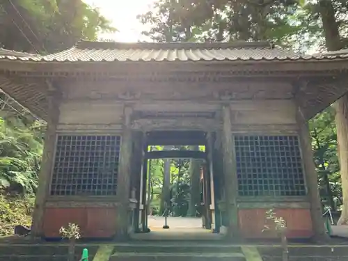 鰐淵寺の山門・神門