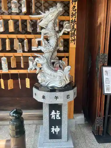 奥田神社の狛犬