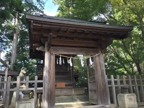 武蔵御嶽神社の山門