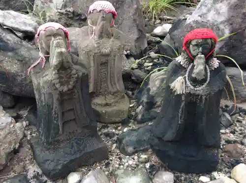 那須温泉神社の地蔵