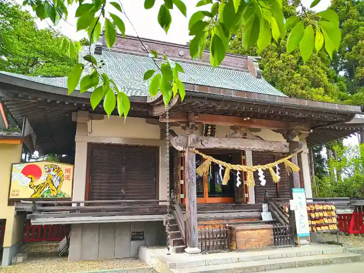 中田神社の本殿・本堂