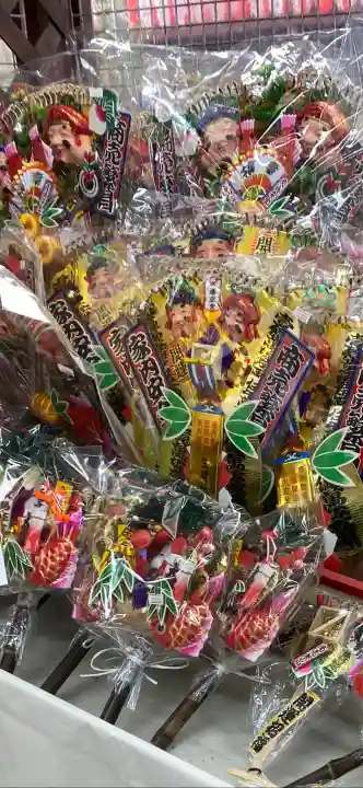 笠間稲荷神社の{uncategorized: "未分類", other: "その他", undefined: "問題あり", building: "その他建物", grave: "お墓", sacred_gate: "鳥居", guardian: "狛犬", statue: "像", buddha: "仏像", history: "歴史", nature: "自然", garden: "庭園", animal: "動物", pagoda: "塔", temizu: "手水舎", mountain_gate: "山門・神門", sanctuary: "本殿・本堂", subordinate: "末社・摂社", art: "芸術", scenery: "景色", jizo: "地蔵", ema: "絵馬", goshuin: "御朱印", omikuji: "おみくじ", items: "授与品その他", amulet: "お守り", goshuincho: "御朱印帳", eats: "食事", festival: "お祭り", votive_dance: "神楽", shichigosan: "七五三参", wedding: "結婚式", experience: "体験その他", initially: "初詣", around: "周辺", anti_infection: "感染症対策"}