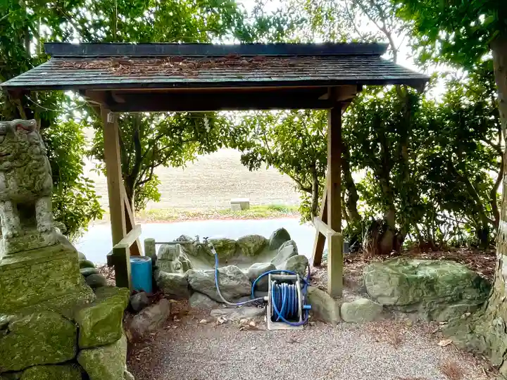 稲木神社の手水舎
