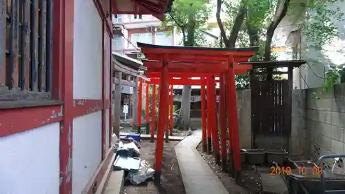 王子稲荷神社の鳥居