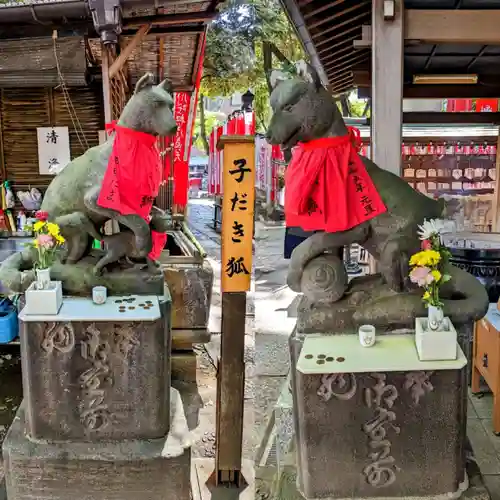 豊川稲荷東京別院の狛犬