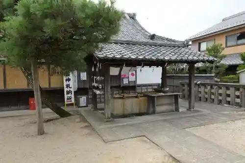 唐崎神社の手水舎