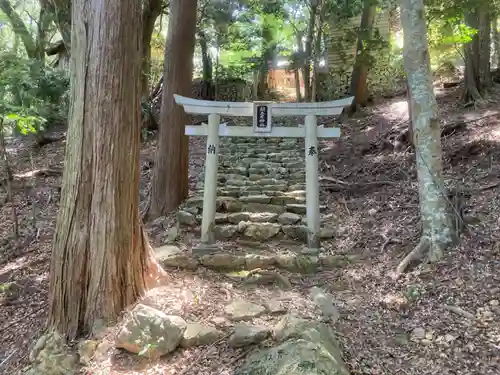 朝立彦神社の鳥居