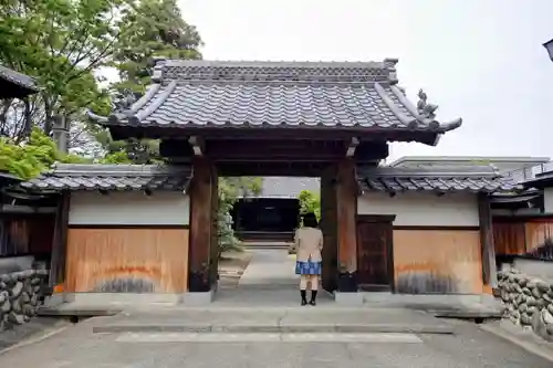 天然寺の山門・神門