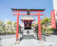 朝日稲荷神社の鳥居