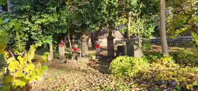 出羽国分寺薬師堂の地蔵