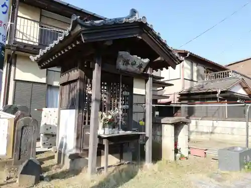 庚申塚（庚申塔）の本殿・本堂