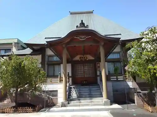 重秀寺の本殿・本堂