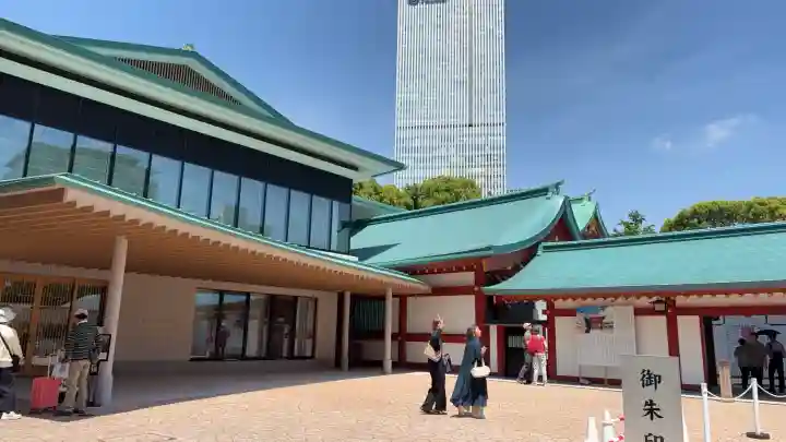 日枝神社の{uncategorized: "未分類", other: "その他", undefined: "問題あり", building: "その他建物", grave: "お墓", sacred_gate: "鳥居", guardian: "狛犬", statue: "像", buddha: "仏像", history: "歴史", nature: "自然", garden: "庭園", animal: "動物", pagoda: "塔", temizu: "手水舎", mountain_gate: "山門・神門", sanctuary: "本殿・本堂", subordinate: "末社・摂社", art: "芸術", scenery: "景色", jizo: "地蔵", ema: "絵馬", goshuin: "御朱印", omikuji: "おみくじ", items: "授与品その他", amulet: "お守り", goshuincho: "御朱印帳", eats: "食事", festival: "お祭り", votive_dance: "神楽", shichigosan: "七五三参", wedding: "結婚式", experience: "体験その他", initially: "初詣", around: "周辺", anti_infection: "感染症対策"}