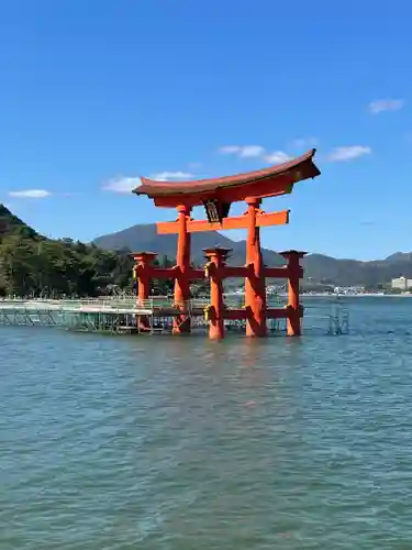 厳島神社(広島県)
