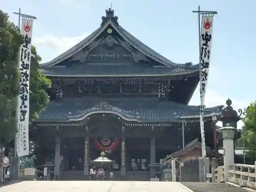 豊川閣　妙厳寺の本殿・本堂