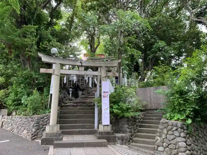 多摩川浅間神社の鳥居