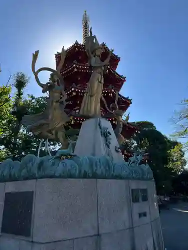 川崎大師（平間寺）の像