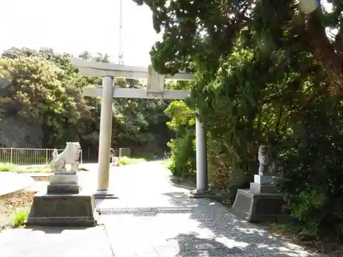 石室神社の鳥居