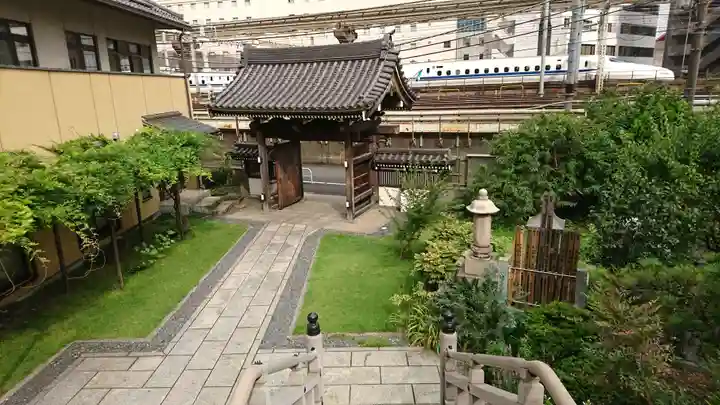 圓珠寺の山門・神門