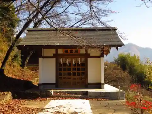 黒戸奈神社の建物その他