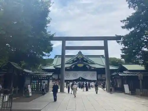 靖國神社の鳥居