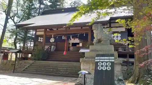 山家神社の本殿