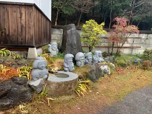  鳳仙寺の像