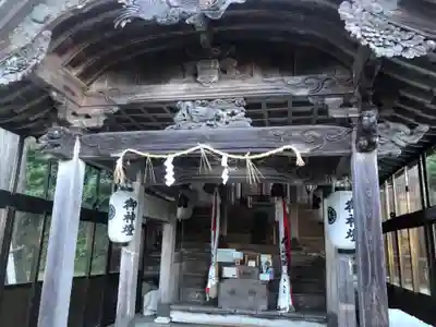 宇波西神社の本殿・本堂