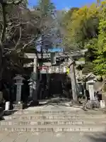 師岡熊野神社の{uncategorized: "未分類", other: "その他", undefined: "問題あり", building: "その他建物", grave: "お墓", sacred_gate: "鳥居", guardian: "狛犬", statue: "像", buddha: "仏像", history: "歴史", nature: "自然", garden: "庭園", animal: "動物", pagoda: "塔", temizu: "手水舎", mountain_gate: "山門・神門", sanctuary: "本殿・本堂", subordinate: "末社・摂社", art: "芸術", scenery: "景色", jizo: "地蔵", ema: "絵馬", goshuin: "御朱印", omikuji: "おみくじ", items: "授与品その他", amulet: "お守り", goshuincho: "御朱印帳", eats: "食事", festival: "お祭り", votive_dance: "神楽", shichigosan: "七五三参", wedding: "結婚式", experience: "体験その他", initially: "初詣", around: "周辺", anti_infection: "感染症対策"}