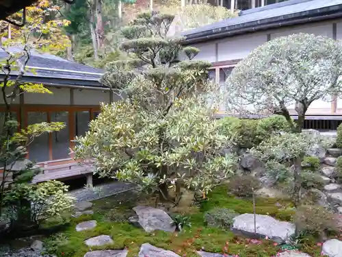 宝城院の庭園