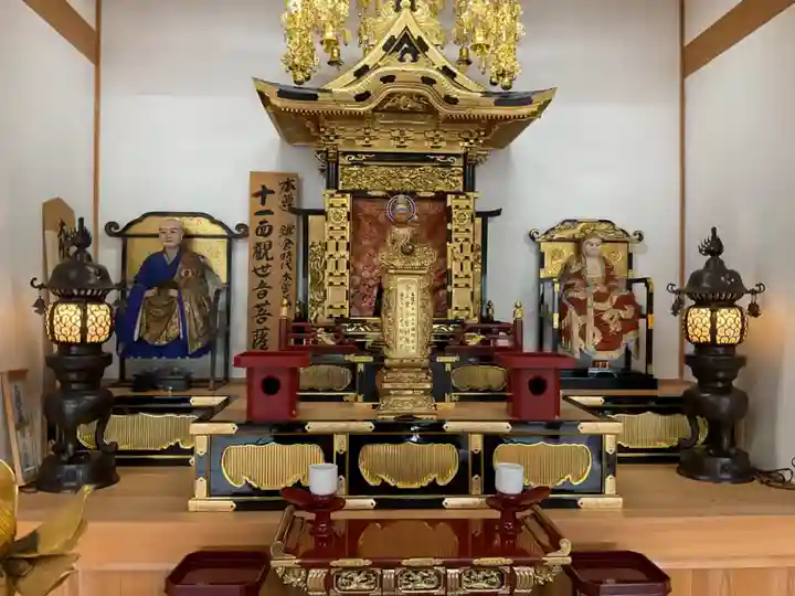 高徳寺の本殿・本堂