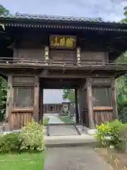 常勝寺の山門