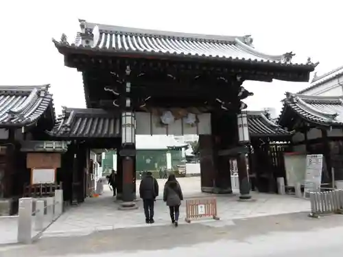 大阪天満宮の山門