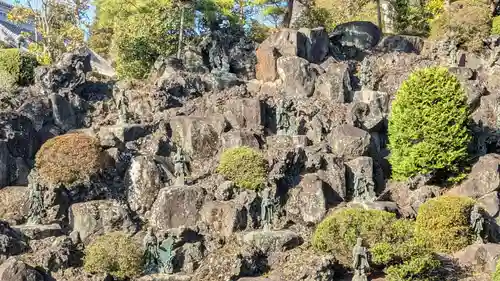 成田山新勝寺の像