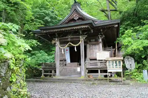 戸隠神社九頭龍社の本殿