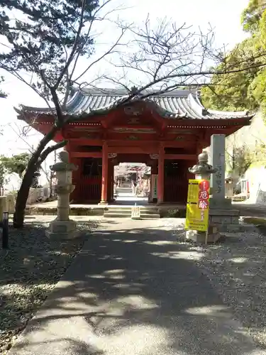 那古寺の山門・神門