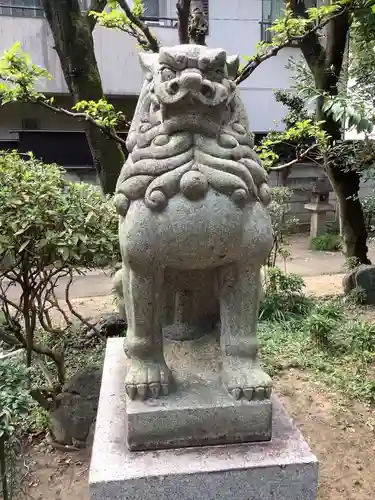 日置神社の狛犬