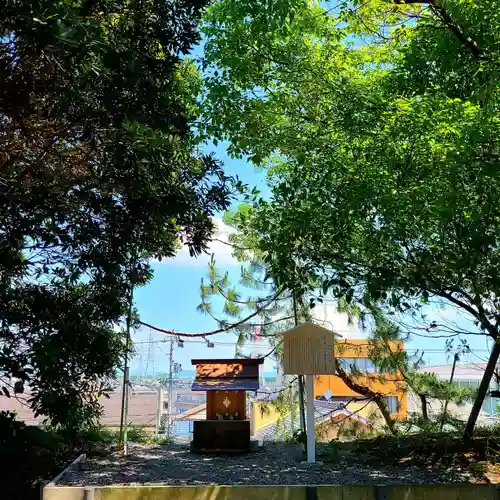 高塚熊野神社の末社